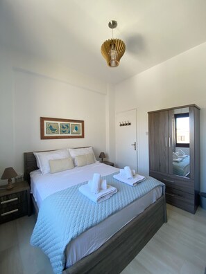 1 chambre, chambres insonorisées, fer et planche à repasser