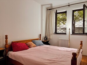 2 chambres, fer et planche à repasser, Wi-Fi