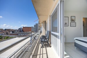 Terrace/patio - Renovated 2 bedroom apartment with 2 terraces, 300m from the beach! (Middelkerke)