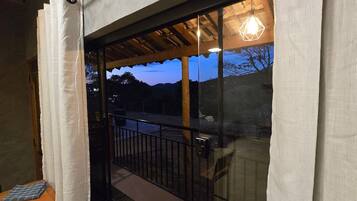 Basic Chalet | Interior