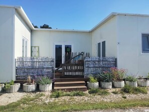 Bungalow, 2 phòng ngủ, hút thuốc, hiên | Ngoại thất