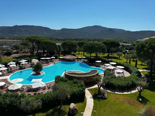 Coup de coeur - Exceptional apartment 85 m², sea view and pool Porto-Vecchio