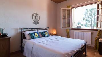 5 chambres, fer et planche à repasser, Wi-Fi