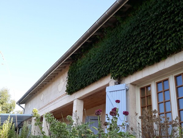 Exterior - Holiday Home 'Grand Gîte De Gascogne' with Private Pool, Shared Terrace and Wi-Fi (Vignaux)