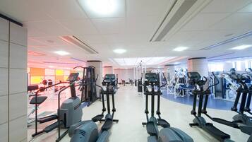 Shared Dormitory, 1 Bedroom, Accessible, Smoking | Fitness studio