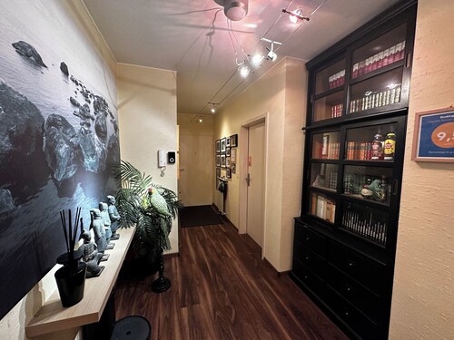 Room-cosy Room in Luxury Shared Apartmen