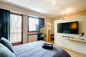 Shared Dormitory, 1 Bedroom, Accessible, Balcony | Room amenity