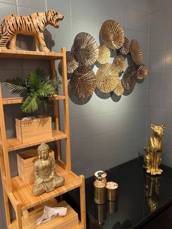 Shared Dormitory, 1 Bedroom, Accessible, Smoking | Interior