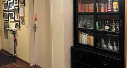 Room-cosy Room in Luxury Shared Apartmen