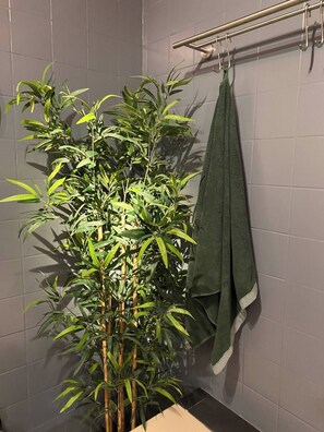 Shared Dormitory, 1 Bedroom, Accessible, Smoking | Interior