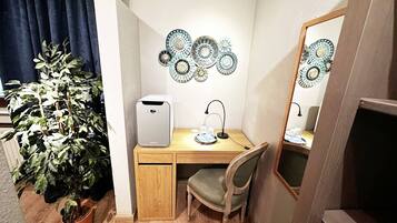 Shared Dormitory, 1 Bedroom, Accessible, Smoking | Interior