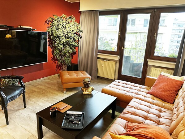 Slaapzaal, 1 slaapkamer, toegankelijk voor mindervaliden, roken | Woonkamer | Boeken