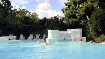 Shared Dormitory, 1 Bedroom, Accessible, Smoking | Pool