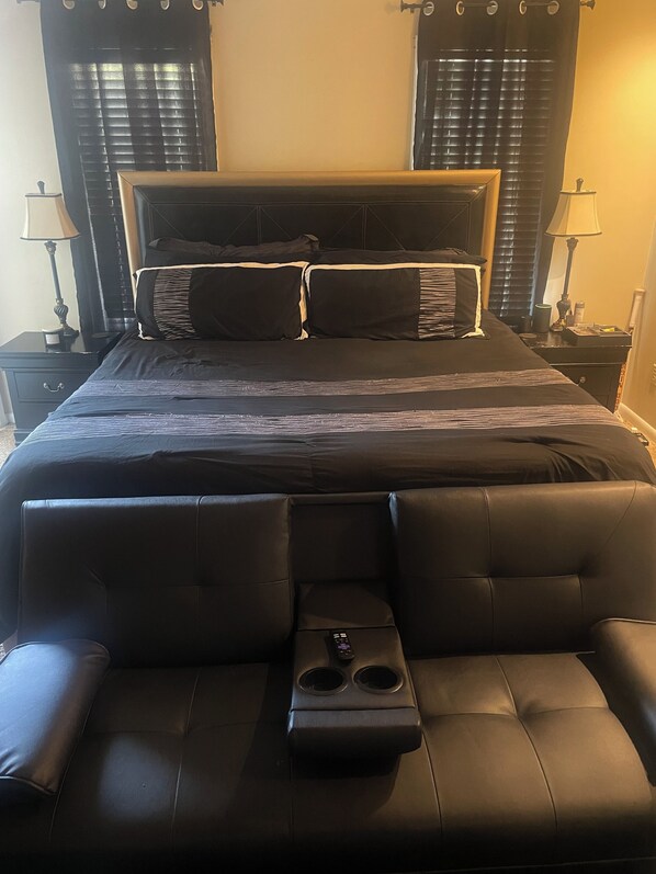 3 bedrooms, internet, bed sheets