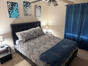 3 bedrooms, internet, bed sheets