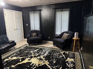 Interior - Perfect Getaway in Chesapeake (Chesapeake)