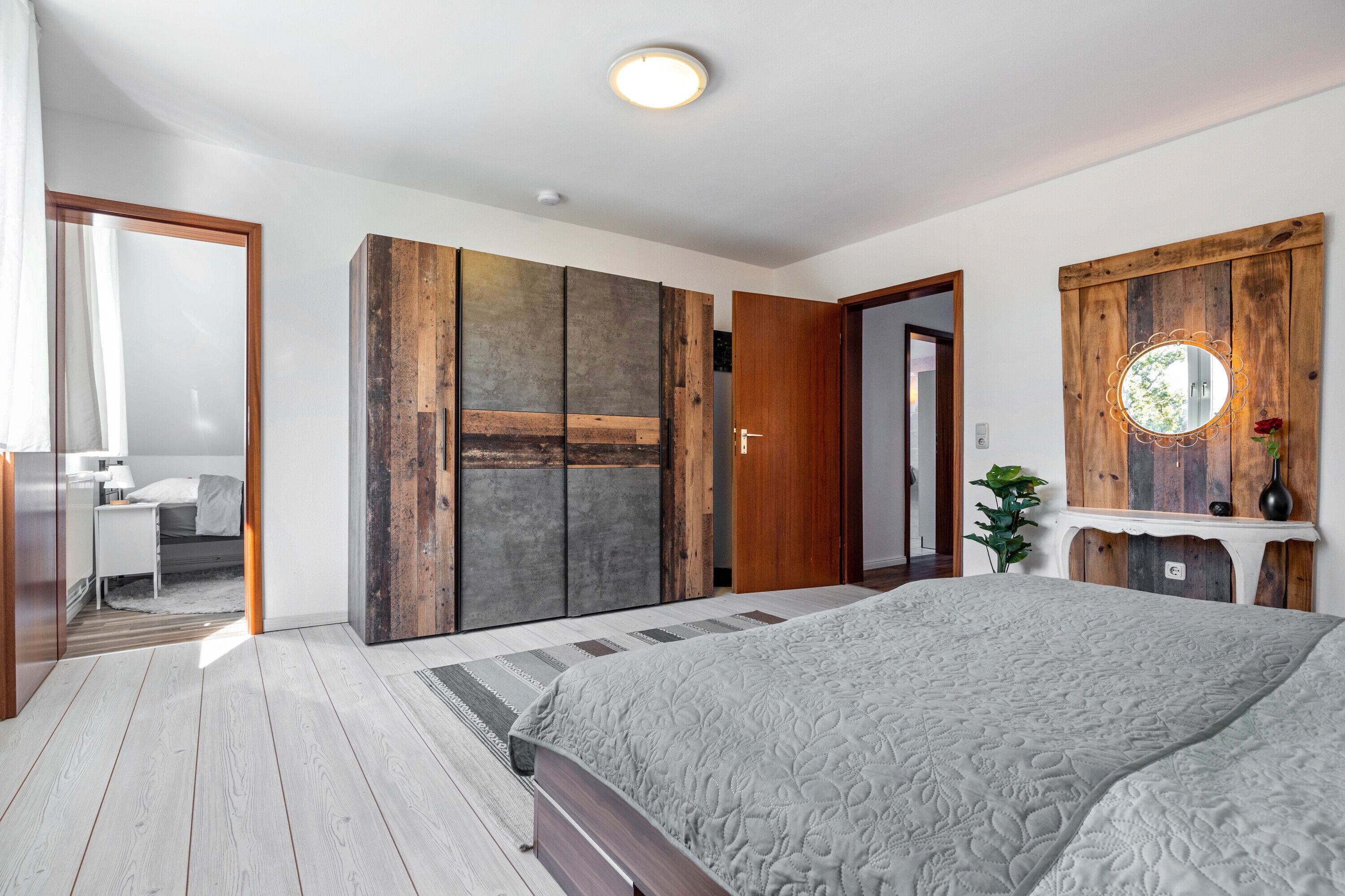 3 bedrooms, WiFi, bed sheets