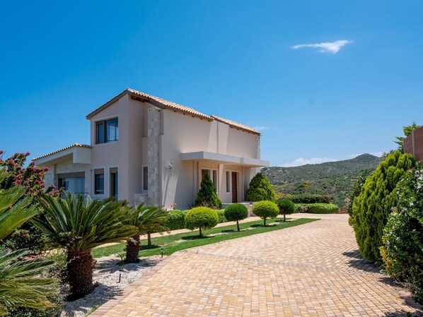 Villa | 5 bedrooms
