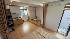 Deluxe Apartment, Balcony, City View