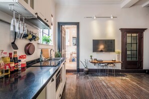 Suite | Cucina privata | Microonde, pentole/stoviglie/utensili