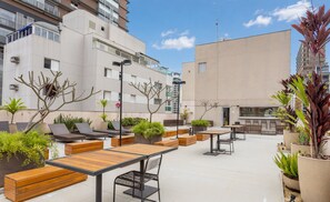 Outdoor dining - Studio With Balcony 500m From the Metro - Mop0103 (São Paulo)