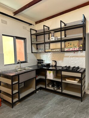 Parrilla de estufa y lavavajillas