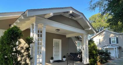 Spacious 5-Bedroom Home with Private Guest Cottage