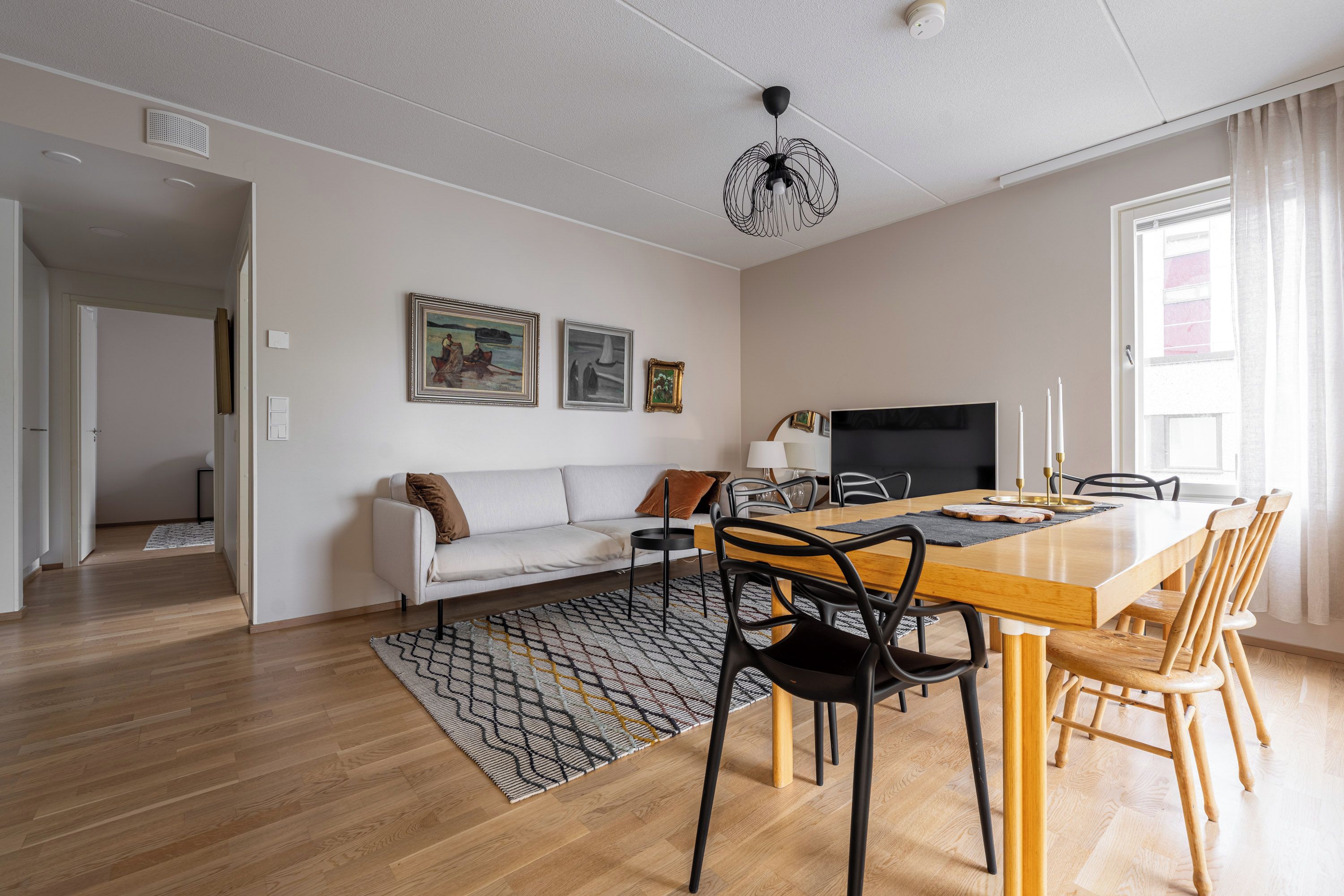 Premium Apartment, Balcony, City View | Living area | 40-inch flat-screen TV with cable channels, offices