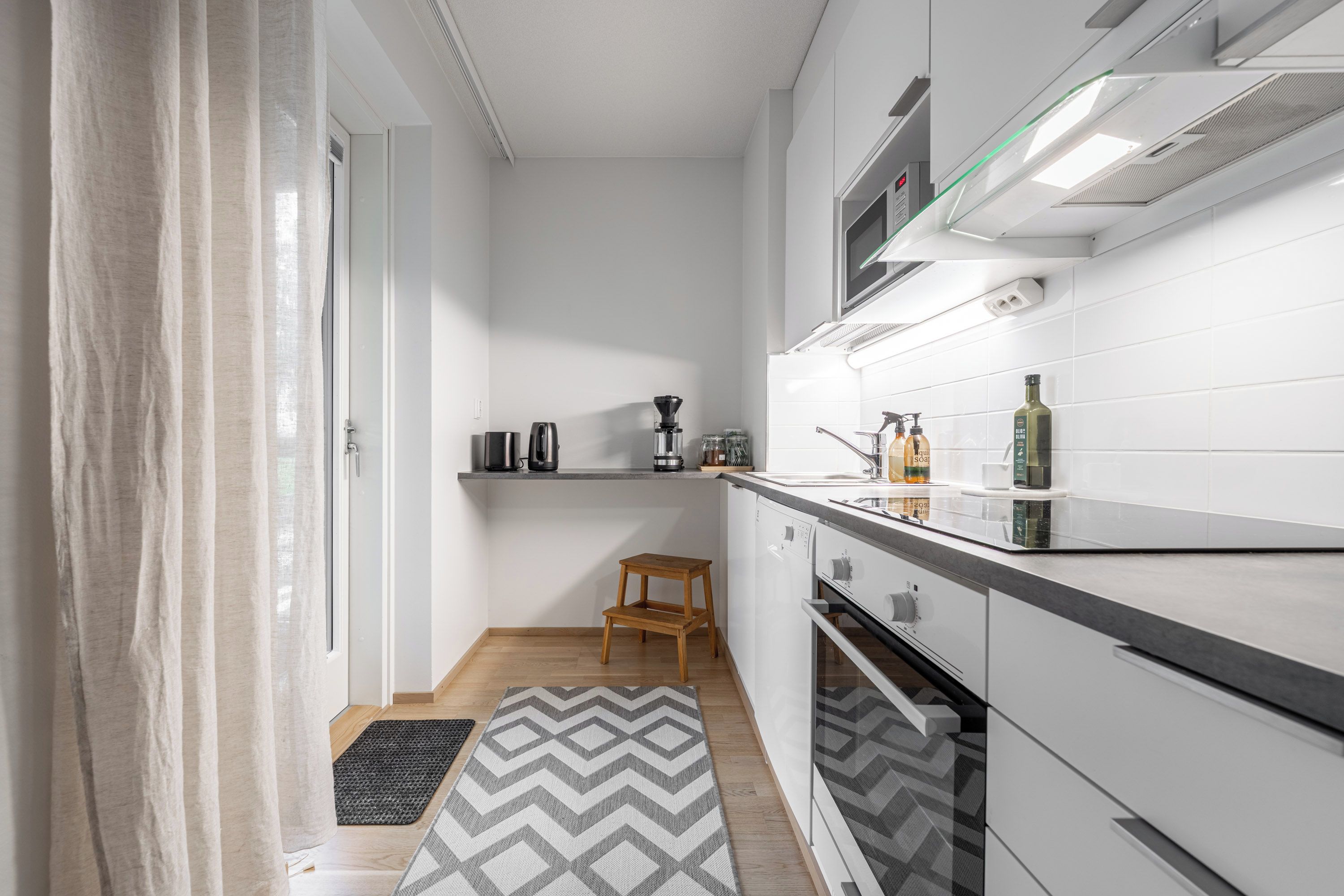 Premium Apartment, Balcony, City View | Private kitchen | Coffee/tea maker, full-size fridge, microwave, oven