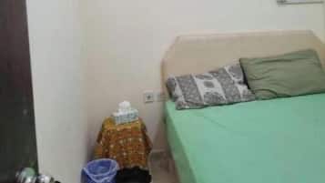 1 habitación, internet y ropa de cama