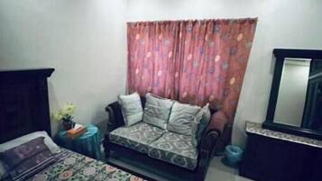 5 makuuhuonetta, internet, vuodevaatteet