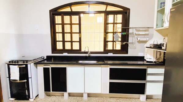 Oven, stovetop