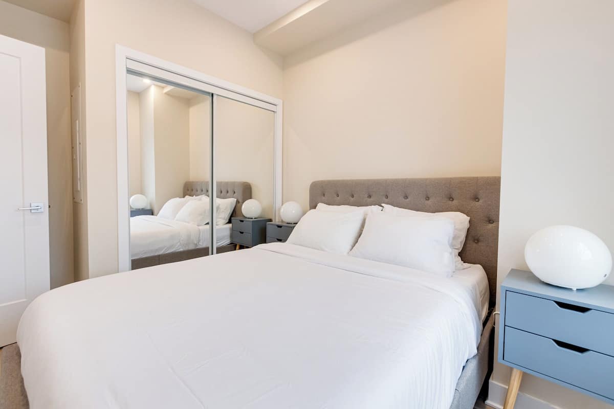 Apartamento urbano, vista para a cidade | Ferros/tábuas de passar roupa, Wi-Fi de cortesia