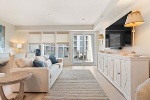 Condo, 1 King Bed with Sofa bed (Sea Glass 216) | Living area