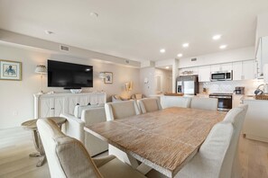 Apartment, 1 King-Bett und Schlafsofa (Sea Glass 216) | Speisen