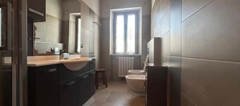 Langhe da Cartolina Accommodation with 6 beds plus a crib.