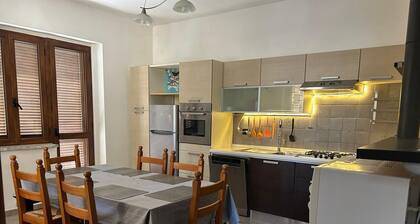 Langhe da Cartolina Accommodation with 6 beds plus a crib.