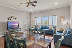 Condo, Multiple Beds (Alerio B401) | Living area