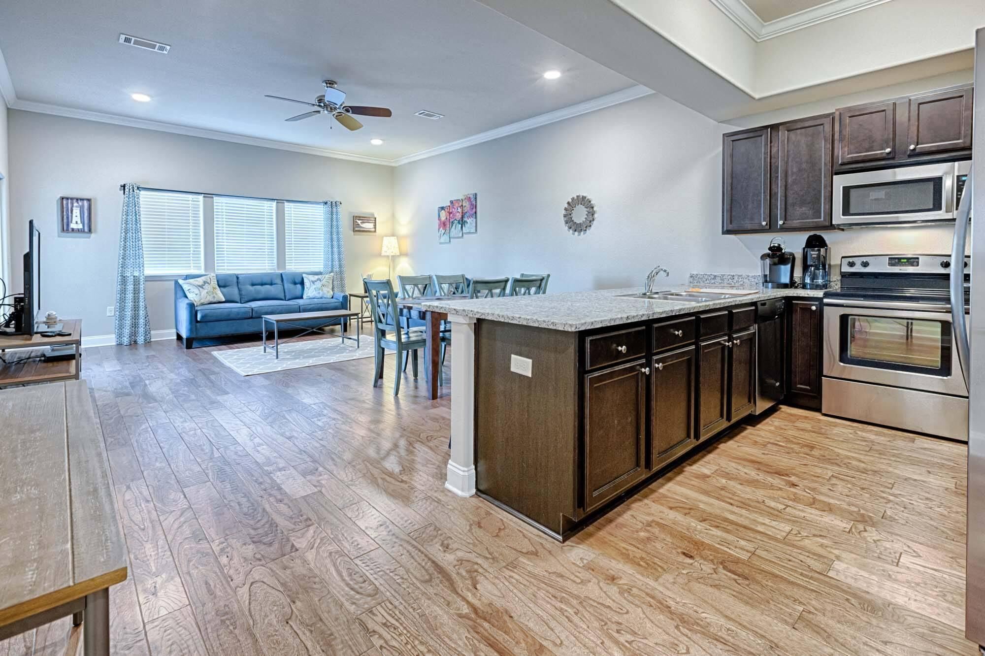 Condo, Multiple Beds (Alerio B401) | Private kitchen