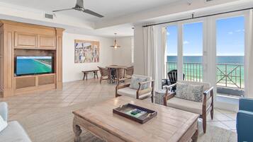 Condo, Multiple Beds (Inn at Crystal Beach 611) | Interior
