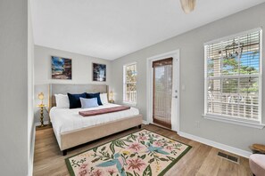 House, Multiple Beds (Milo's Beach Bungalow) - Milo's Beach Cottage (Santa Rosa Beach)