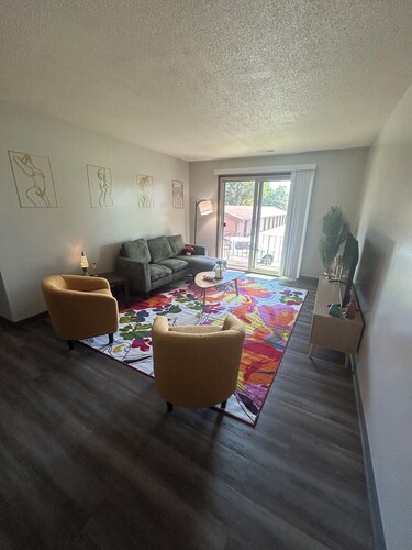 Welcome to Dot’s Abode!