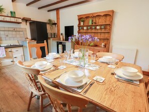 Dining - Balsaggart Farm (Maybole)