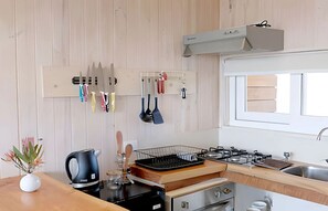 Cabin, Valley View | Private kitchen