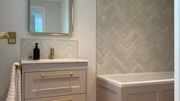 Miljøvenlige toiletartikler, hårtørrer, håndklæder, Sæbe