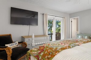 5 bedrooms, iron/ironing board, WiFi, bed sheets