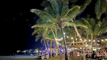 海灘酒吧