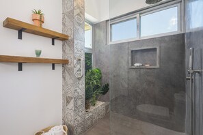 Superior Apartment, Pool View | Bathroom - La Curadina Encuentro Surf Hotel (Cabarete)