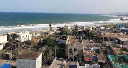 PS Pristine Beach Sea View Apartment