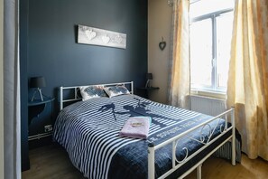 3 chambres, fer et planche Ă repasser, Wi-Fi, literie fournie